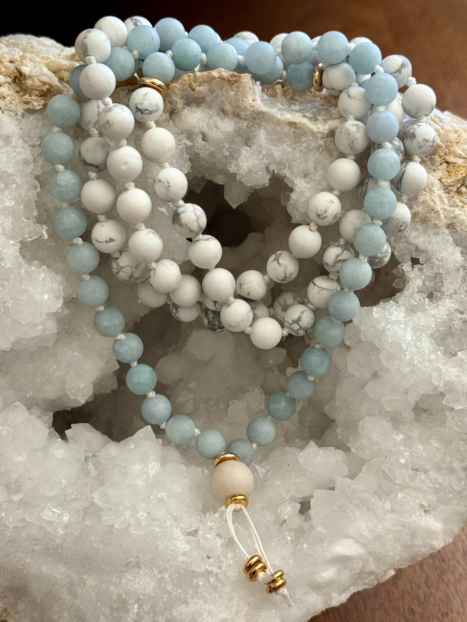 Aquamarine and Howlite Gemstone Mala Necklace with Reiki Energy